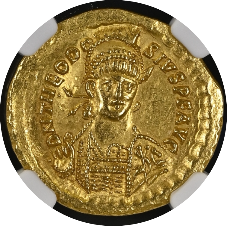 Theodosius II, AD 402-450 EASTERN ROMAN EMPIRE AV Solidus image